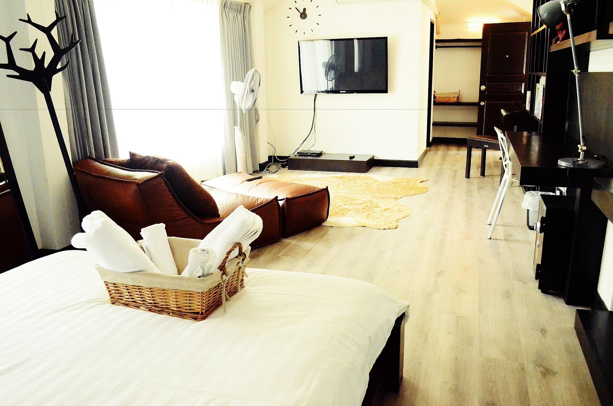Early Bird Bed & Breakfast (Adults Only) Τσιάνγκ Μάι Εξωτερικό φωτογραφία
