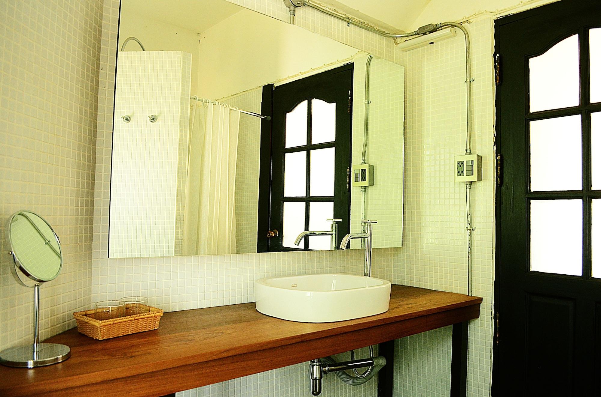 Early Bird Bed & Breakfast (Adults Only) Τσιάνγκ Μάι Εξωτερικό φωτογραφία