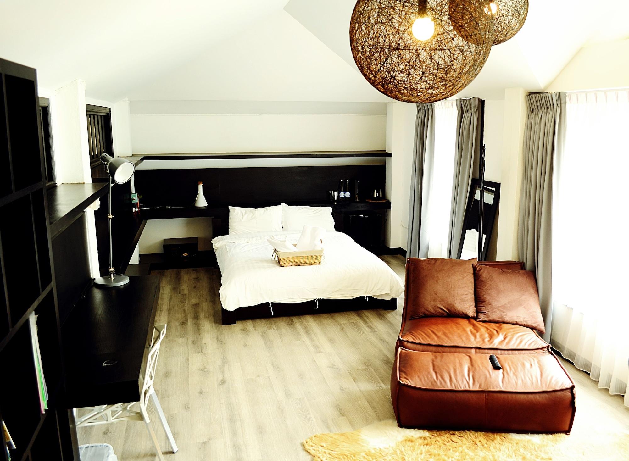 Early Bird Bed & Breakfast (Adults Only) Τσιάνγκ Μάι Εξωτερικό φωτογραφία