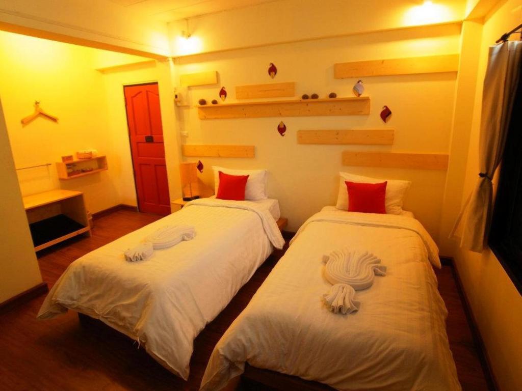 Early Bird Bed & Breakfast (Adults Only) Τσιάνγκ Μάι Δωμάτιο φωτογραφία