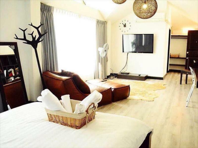 Early Bird Bed & Breakfast (Adults Only) Τσιάνγκ Μάι Εξωτερικό φωτογραφία
